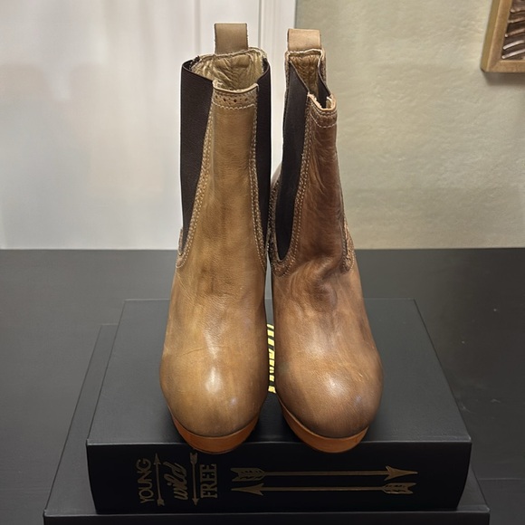 BED STU Brahmin Booties - Picture 2 of 12